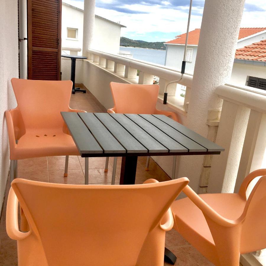 Apartmani Silence Rogoznica  Luaran gambar