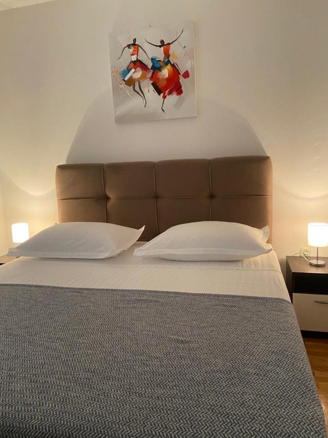Apartmani Silence Rogoznica  Luaran gambar
