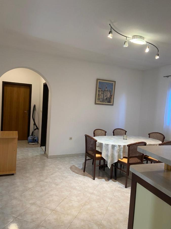 Apartmani Silence Rogoznica  Luaran gambar