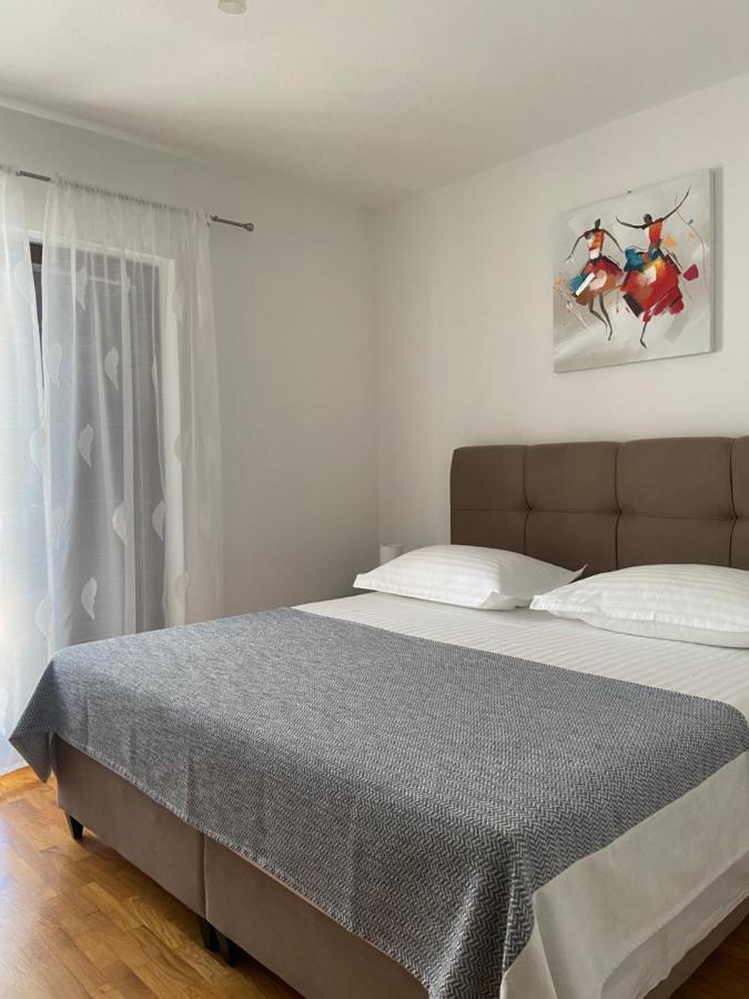 Apartmani Silence Rogoznica  Luaran gambar