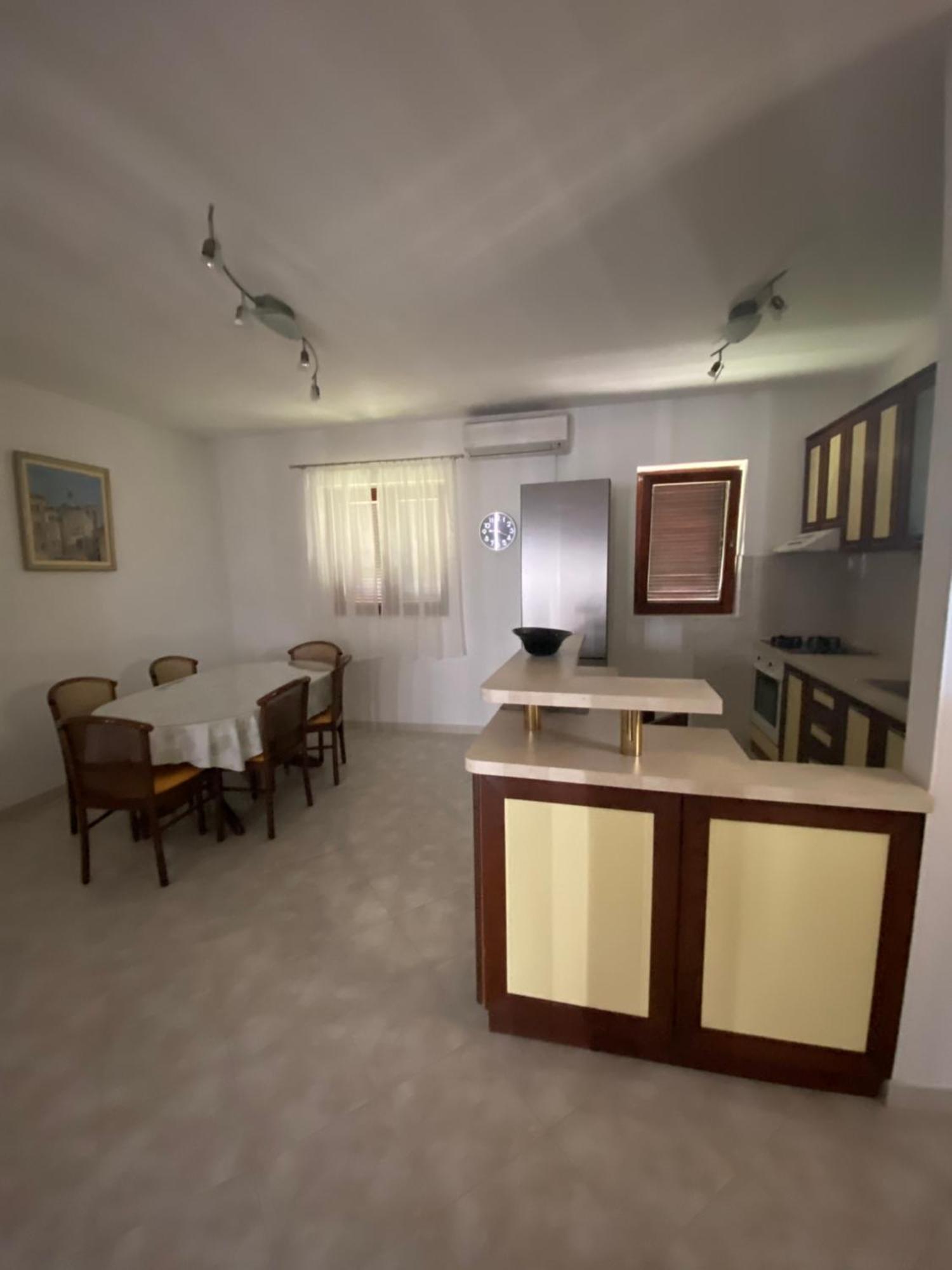 Apartmani Silence Rogoznica  Luaran gambar